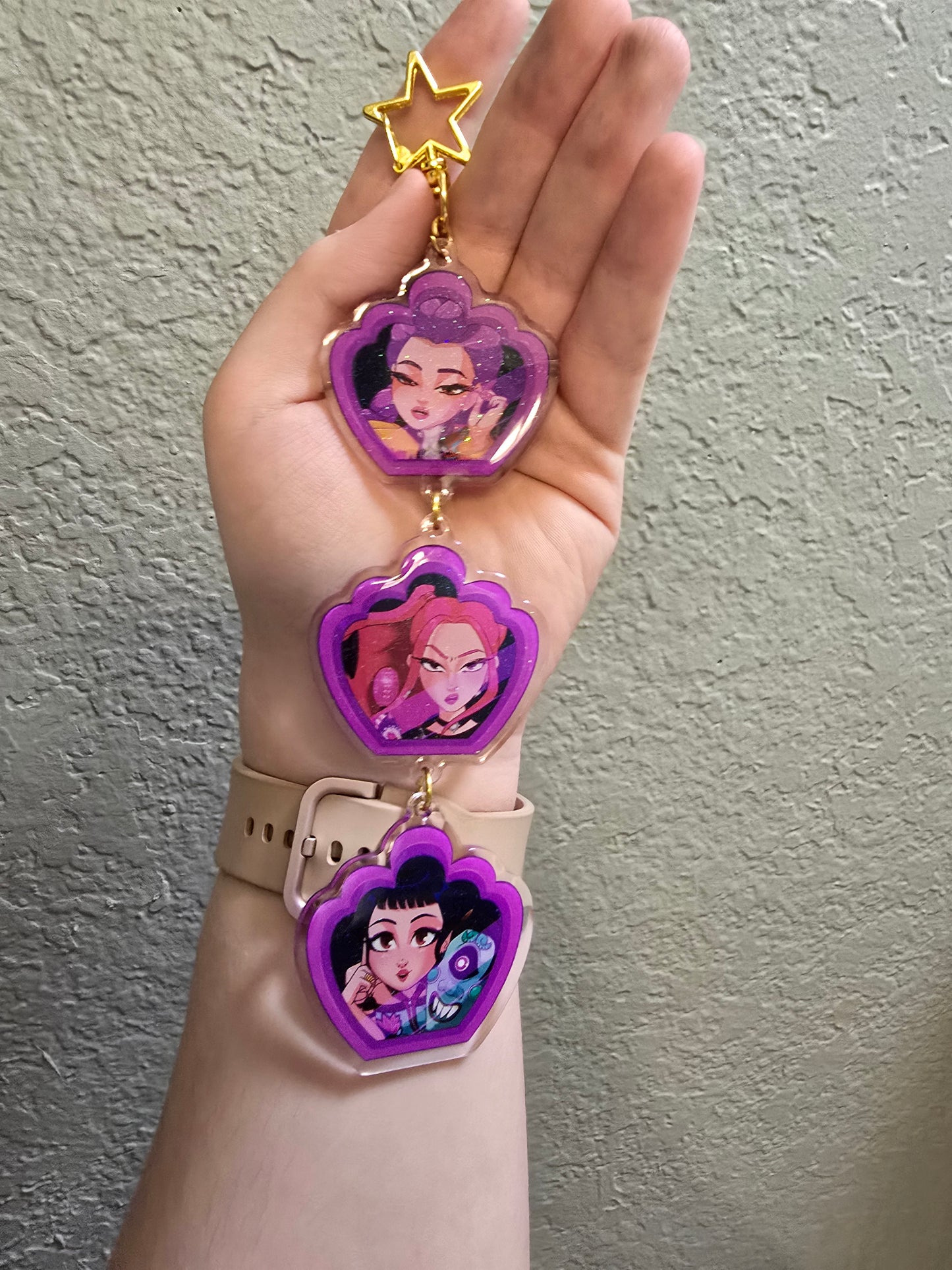 Huntr/x dangle keychain