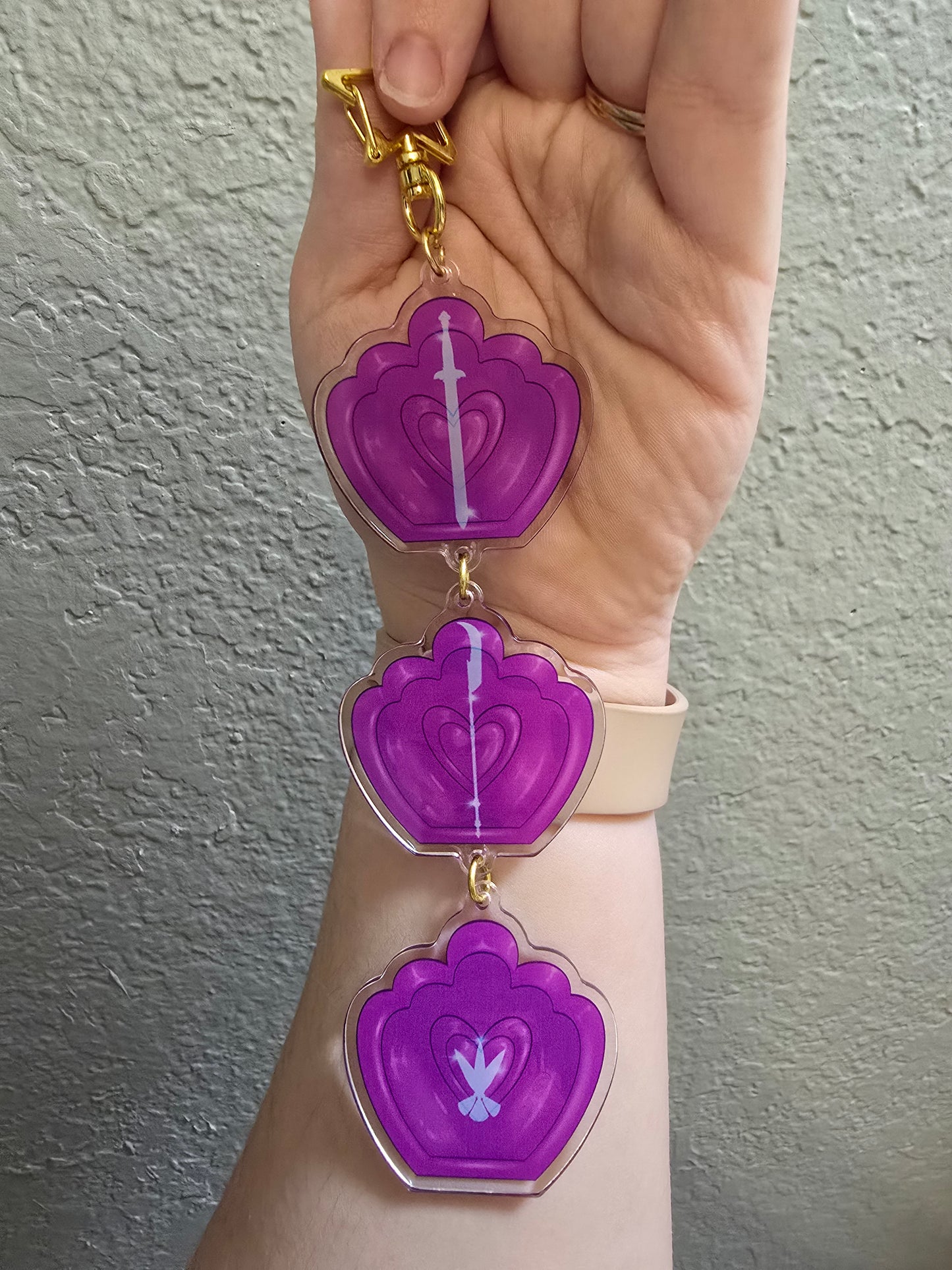 Huntr/x dangle keychain